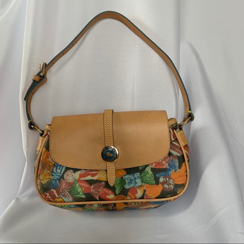Dooney and Bourke purse